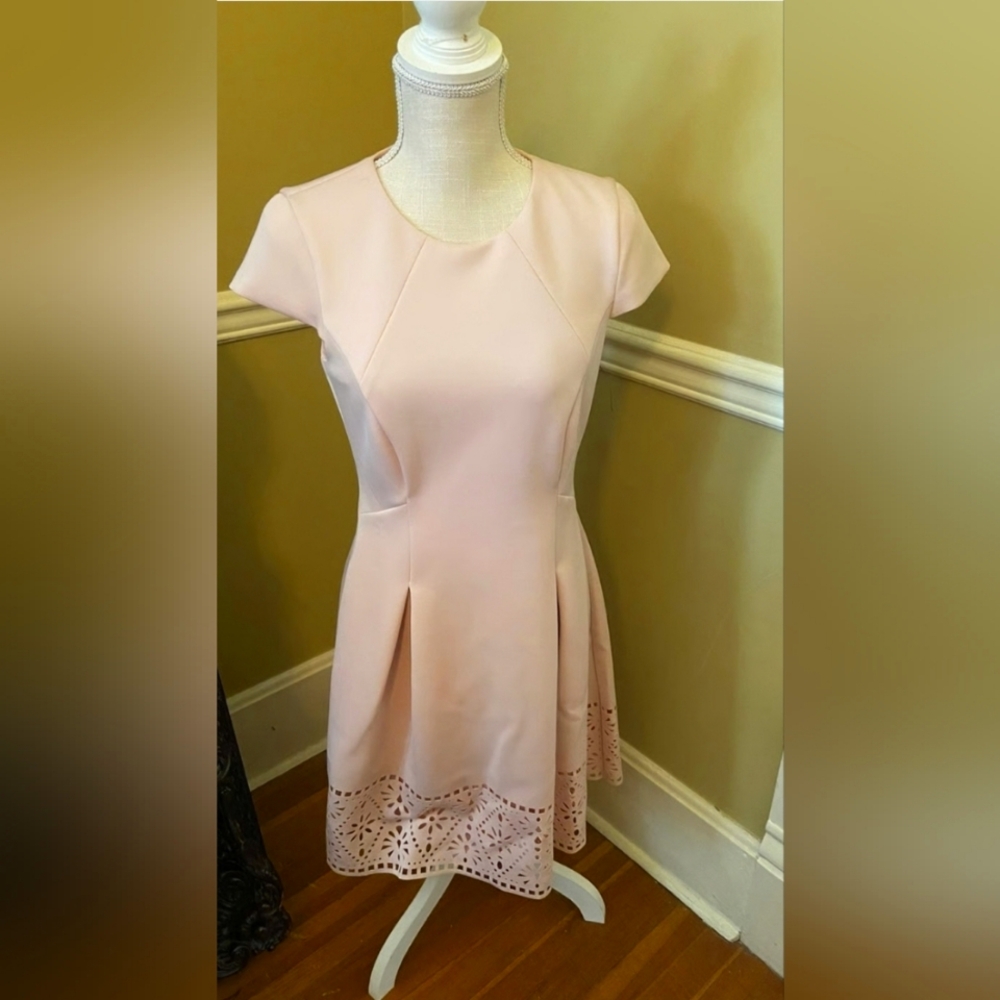 Vince Camuto Dress